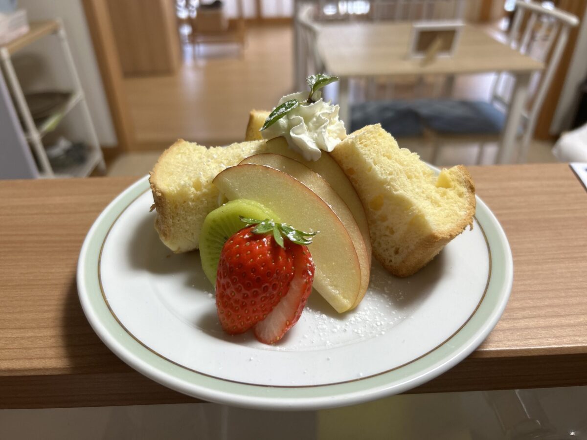 デザートメニュー
手作りシフォンケーキ
おうちカフェ かぶの葉っぱ いわき市