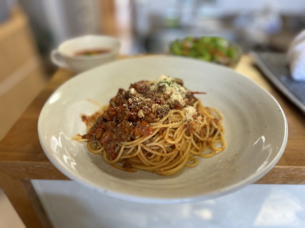 スパゲティボロネーゼ
おうちカフェ かぶの葉っぱ いわき市